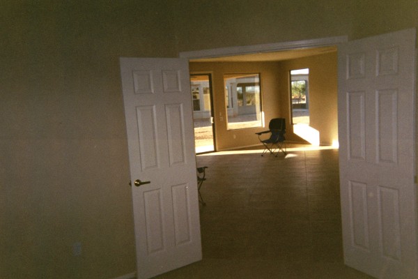 Surprise! 041405:  (013_NR.JPG, 600 x 400, 704.0K) 